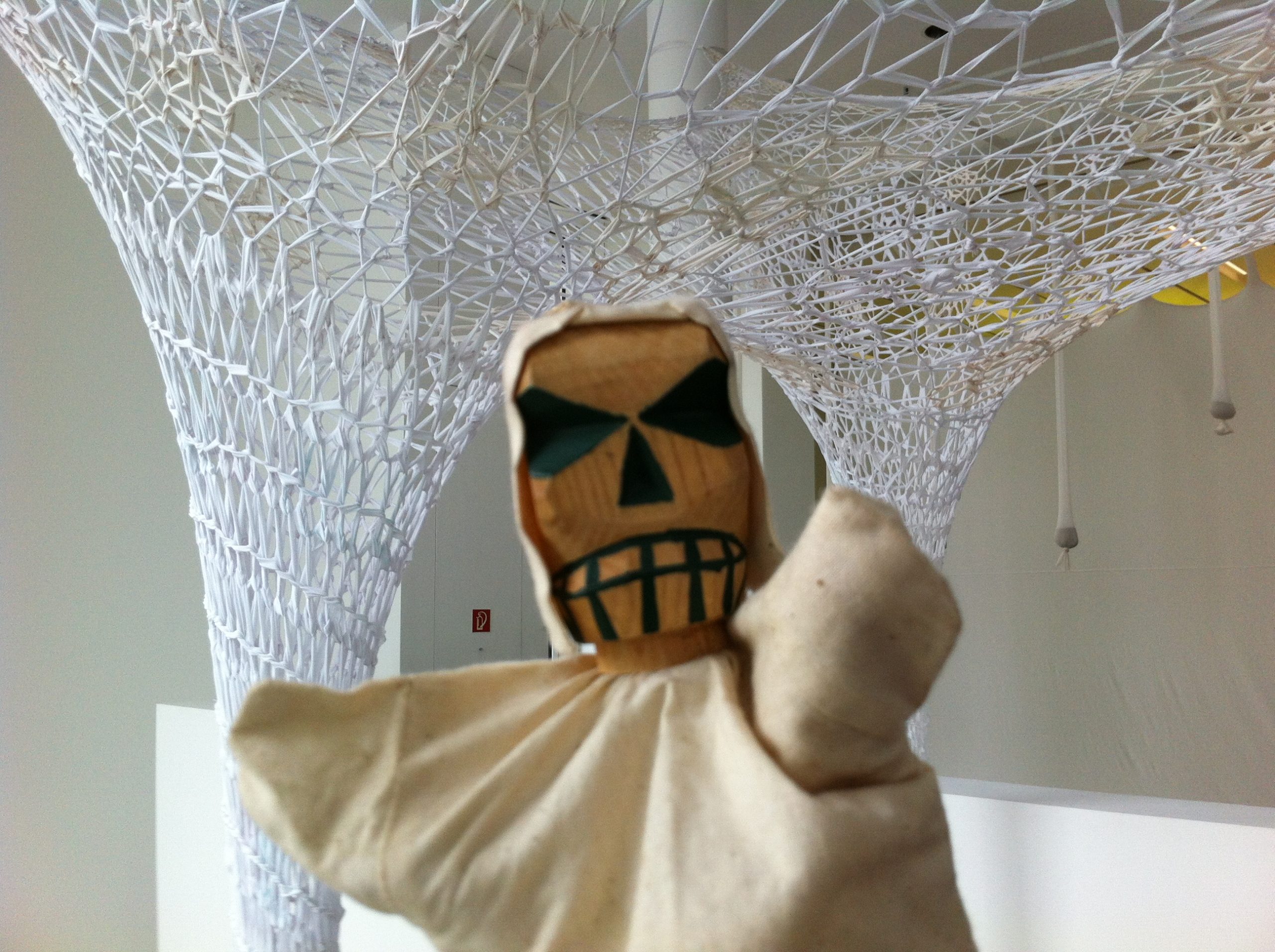 Der Tod am Netz des Lebens